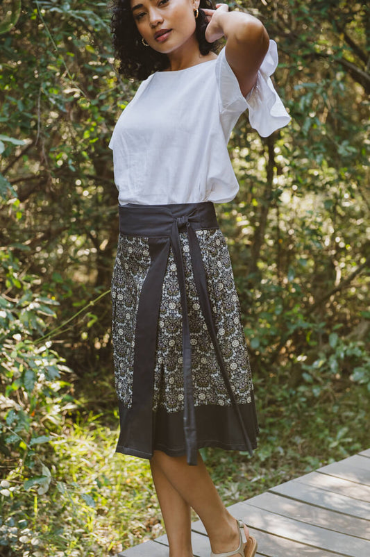 Emily Short Wrap Skirt Grey