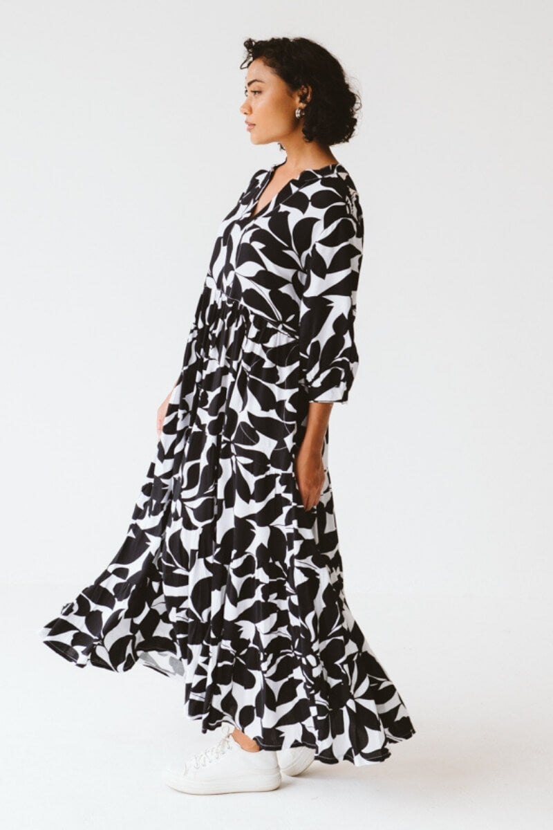 Jaipur Leaf Dress Black