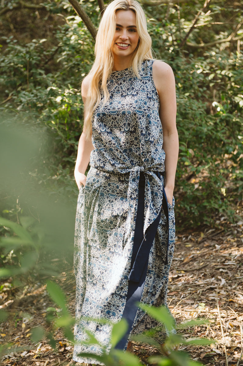 Libbi Shirt Navy Floral