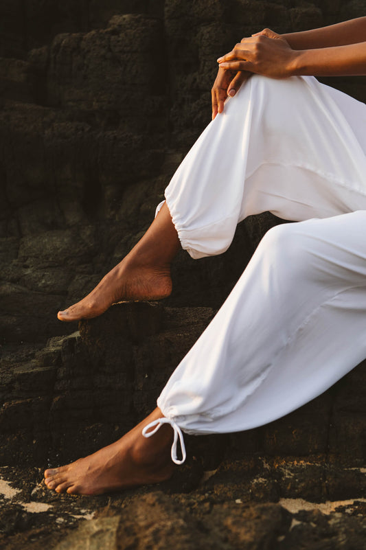 Bella Balloon Trouser in White