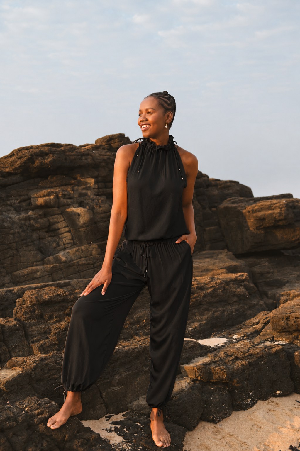 Bella Top in Black