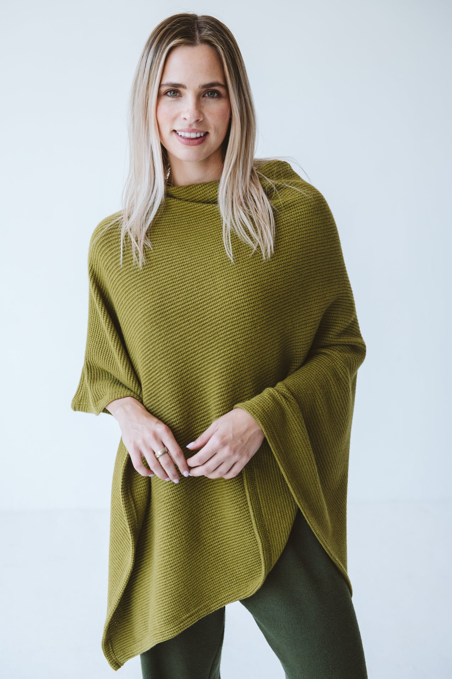 Poncho Chartreuse