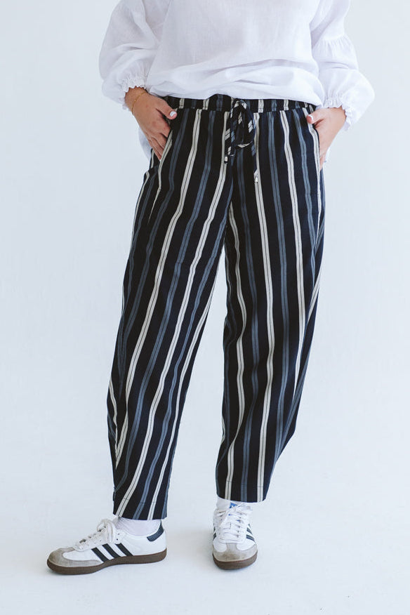 Tayla Barrel Trouser Grey